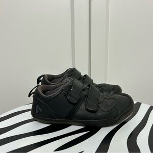 Plae nat black leather sneakers